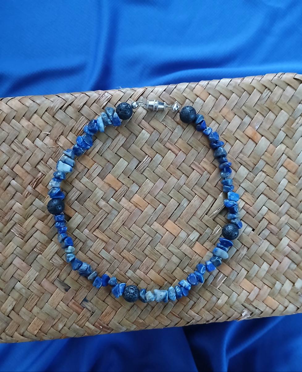 Natural Lapis Lazuli chips & Lava rocks